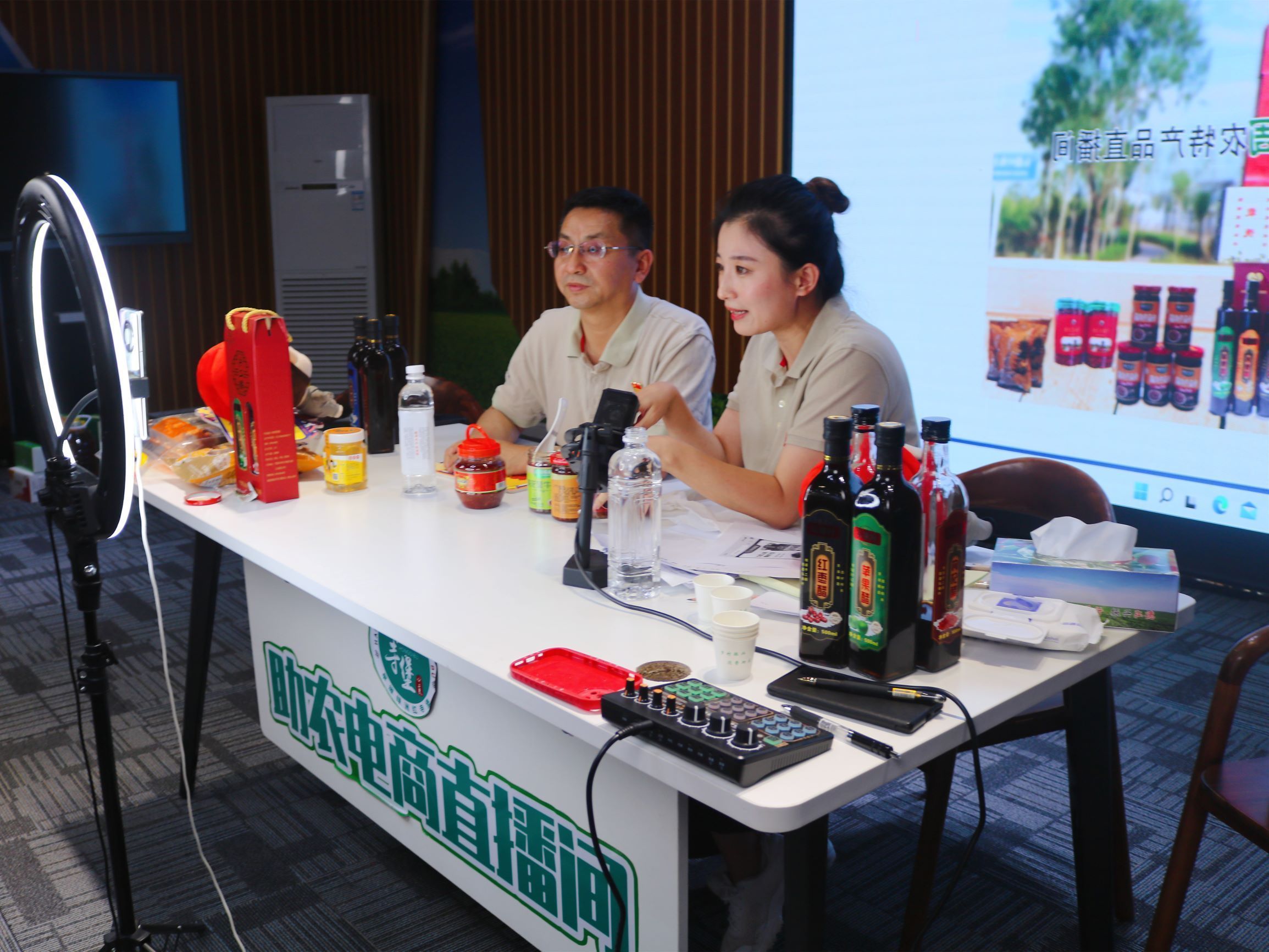 1661395524119077432.jpg 1661395524119077432.jpg